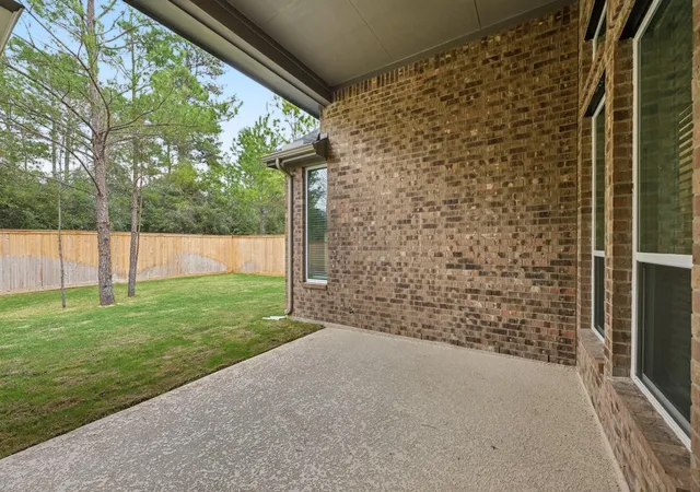 Photo 2 of Single family home for sale at 26018 S Outrider Banks, Montgomery, TX 77316 | MLS# 18070873 | Listing updated on 2026-09-12