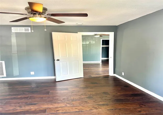 4th image of 6623 Avenue S, Houston, TX 77011 | MLS# 18726599