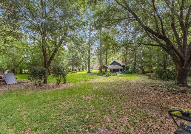 Homes for sale in Sour Lake, TX | 334 Pinehurst Dr, Sour Lake, TX 77659 | MLS# 41894166