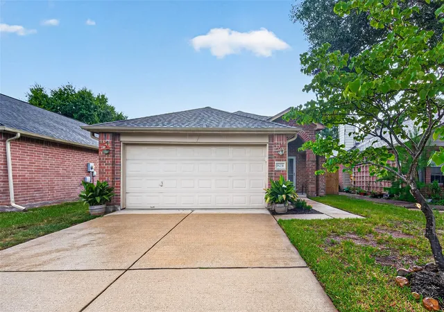 Homes for sale in Tomball, TX | 18231 Campbellford Dr, Tomball, TX 77377 | MLS# 91928219