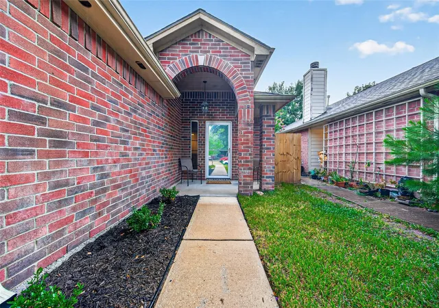 Homes for sale in Tomball, TX | 18231 Campbellford Dr, Tomball, TX 77377 | MLS# 91928219