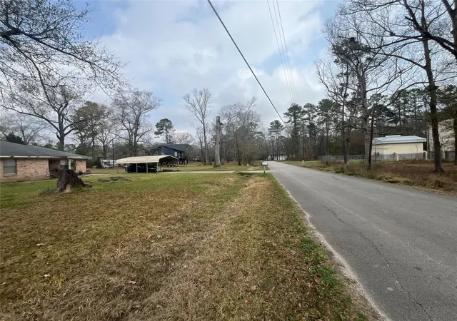 Homes for sale in Woodbranch Village, TX | 48 Magnolia Rd, Woodbranch Village, TX 77357 | MLS# 92420653
