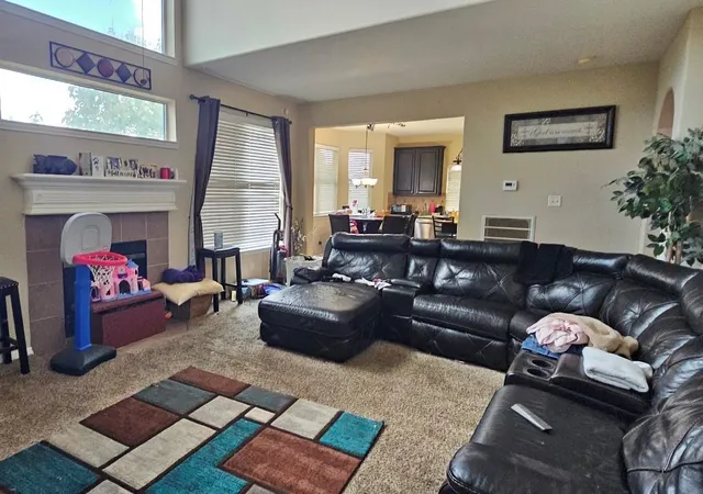 Photo 3 of Single family home for sale at 3222 Enchanted Hollow Ln, Spring, TX 77388 | MLS# 67338068 | Listing updated on 2026-09-18