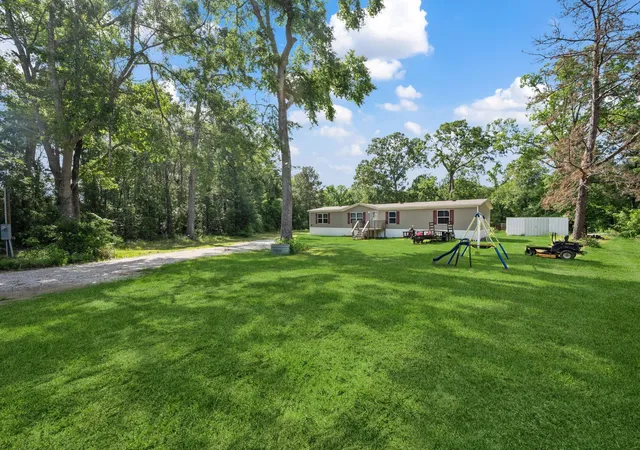 3rd image of 25865 Hickory Knoll Ct, Cleveland, TX 77328 | MLS# 80168996
