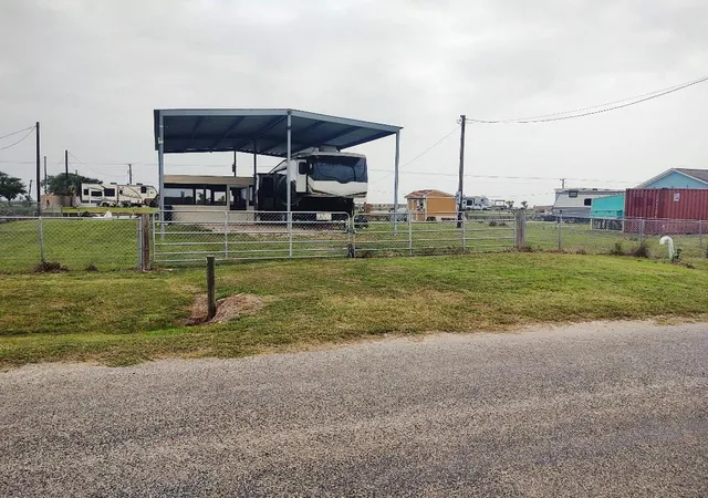 2nd image of 1705 County Road 299, Bay City, TX 77414 | MLS# 53061831