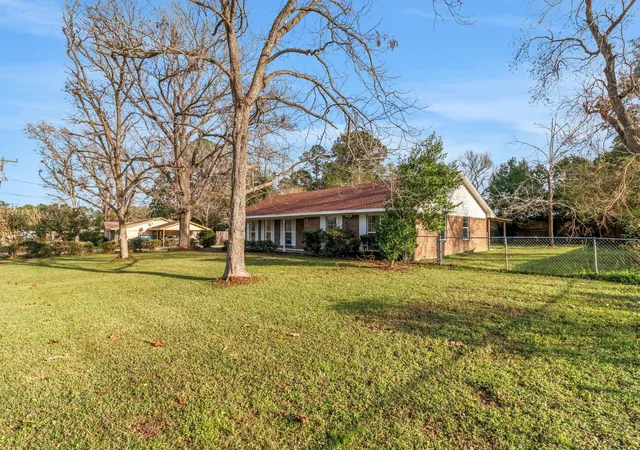 2nd image of 20 Woods Ln, Coldspring, TX 77331 | MLS# 29380419