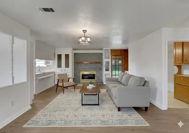 5th image of 20 Woods Ln, Coldspring, TX 77331 | MLS# 29380419
