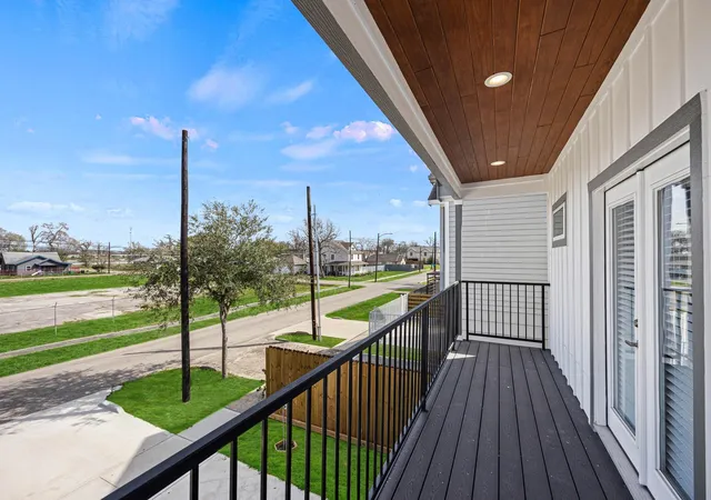 16th image of 4512 Noble St, Houston, TX 77020 | MLS# 98076656