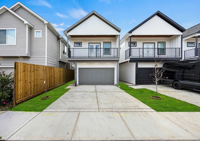 1st image of 4512 Noble St, Houston, TX 77020 | MLS# 98076656
