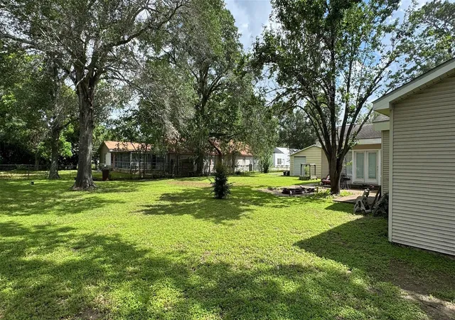 4th image of 411 Church St, El Campo, TX 77437 | MLS# 25414674