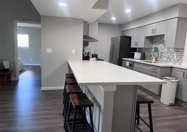 3rd image of 10555 Turtlewood Ct #2905, Houston, TX 77072 | MLS# 53485757