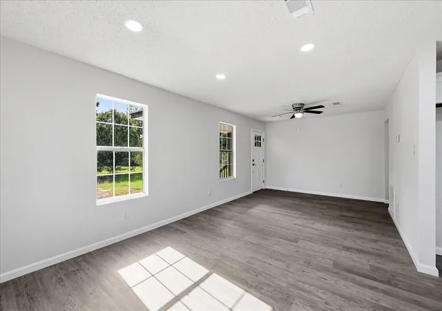image of 337 County Road 2035, Newton, TX 75966 | MLS# 65585924