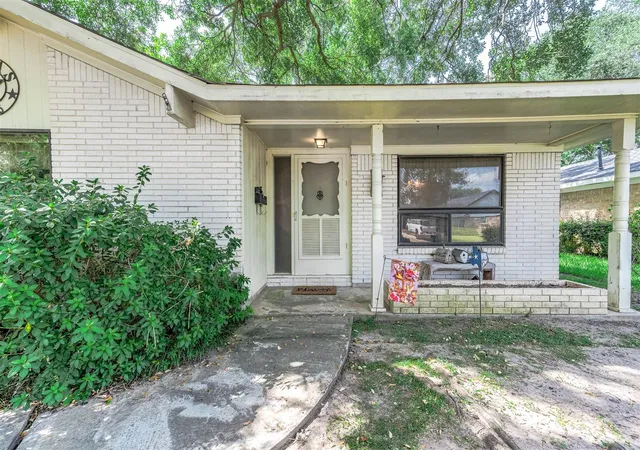 2nd image of 2308 Florence Ave, Pasadena, TX 77502 | MLS# 51573731
