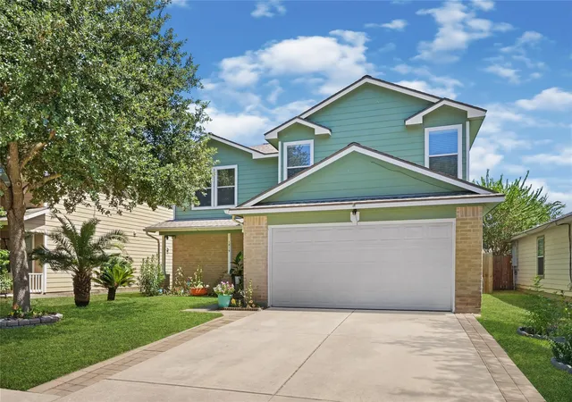 Photo 2 of Single family home for sale at 1819 Nw Emerald Pathway Dr, Spring, TX 77388 | MLS# 46123265 | Listing updated on 2026-09-05