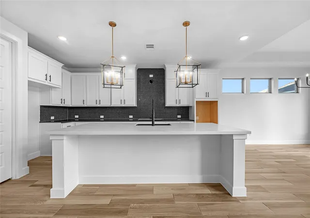 5th image of 615 Roland Ln, Rosenberg, TX 77471 | MLS# 48285126