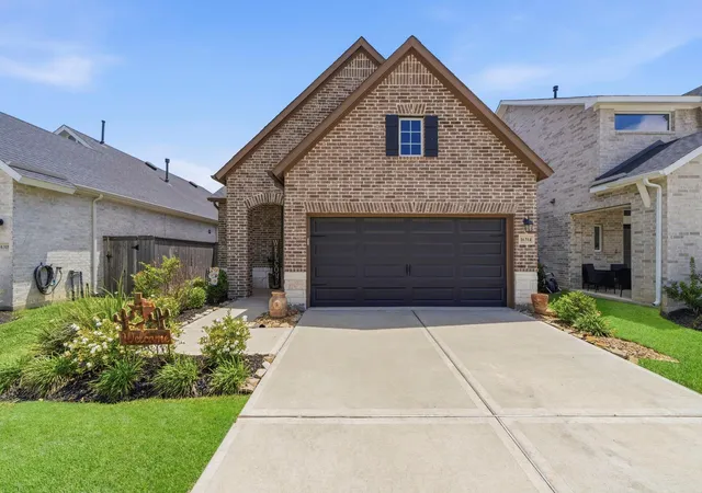 Photo 2 of Single family home for sale at 16314 Verbena Glen Dr, Hockley, TX 77447 | MLS# 30591936 | Listing updated on 2026-10-20