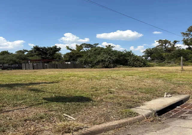 Photo 4 of Land for sale at 0000 Cavalcade St, Houston, TX 77026 | MLS# 5550517 | Listing updated on 2026-04-25