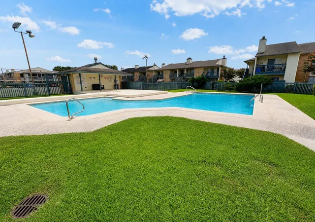 Homes for sale in Webster, TX | 250 E El Dorado Blvd #142, Webster, TX 77598 | MLS# 95920714