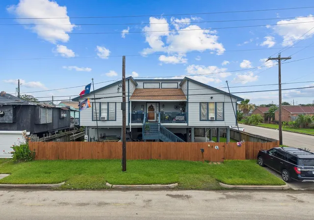 Photo 1 of Single family home for sale at 2222 57th Street, Galveston, TX 77551 | MLS# 81918228 | Listing updated on 2026-09-04