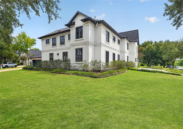 4th image of 4103 Thistle Hill Ct, Sugar Land, TX 77479 | MLS# 8649587