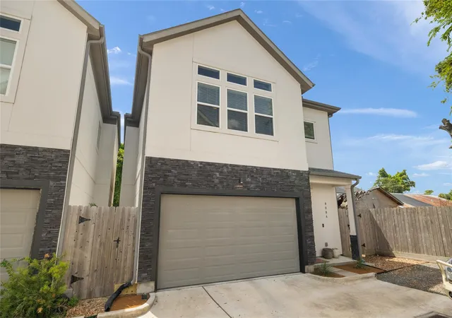Photo 1 of Single family home for sale at 808 Woodcrest Dr #A, Houston, TX 77018 | MLS# 60043853 | Listing updated on 2026-07-24