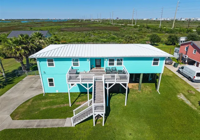 Photo 1 of Single family home for sale at 3527 9 Mile Rd, Galveston, TX 77554 | MLS# 77175612 | Listing updated on 2026-09-12