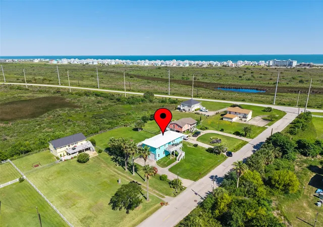 Photo 3 of Single family home for sale at 3527 9 Mile Rd, Galveston, TX 77554 | MLS# 77175612 | Listing updated on 2026-09-12