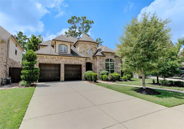 Photo 2 of Single family home for sale at 17631 Sequoia Kings Dr, Humble, TX 77346 | MLS# 51380260 | Listing updated on 2026-04-27