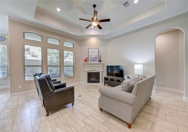 Photo 4 of Single family home for sale at 17631 Sequoia Kings Dr, Humble, TX 77346 | MLS# 51380260 | Listing updated on 2026-04-27