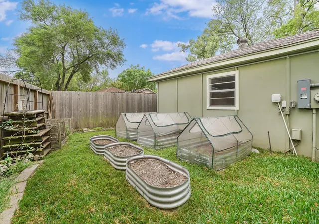 Homes for sale in Kingwood, TX | 2918 Laurel Fork Dr, Kingwood, TX 77339 | MLS# 95642705