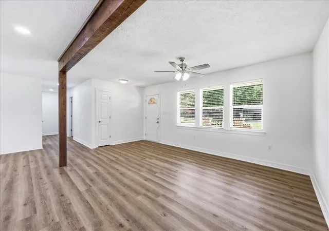5th image of 1716 Avenue E, Nederland, TX 77627 | MLS# 22499885