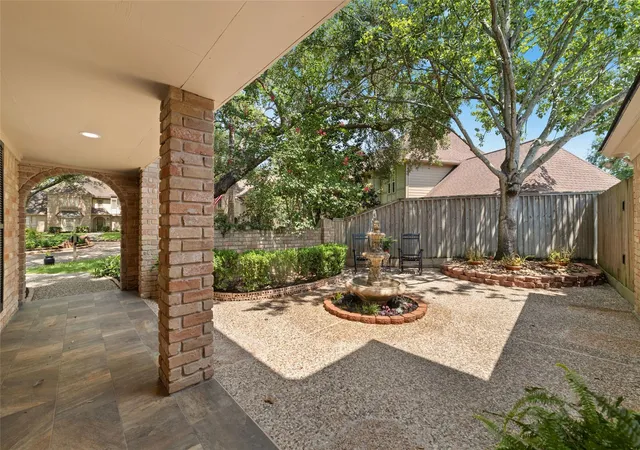 Photo 4 of Single family home for sale at 20307 Silbury Ct, Katy, TX 77450 | MLS# 73453088 | Listing updated on 2026-09-19
