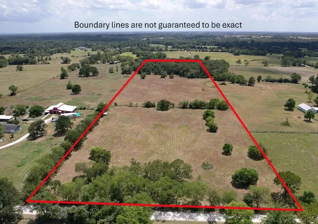 Photo 1 of Land for sale at 14 Ac Halliday Ln, Madisonville, TX 77864 | MLS# 30208355 | Listing updated on 2026-08-28