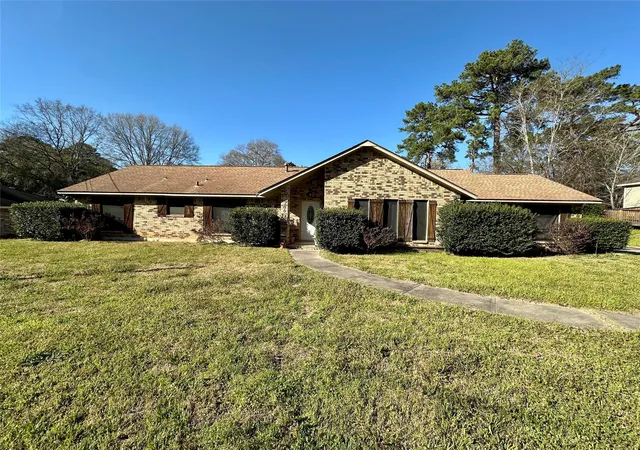 Homes for sale in Jasper, TX | 206 Verna St, Jasper, TX 75951 | MLS# 94236376