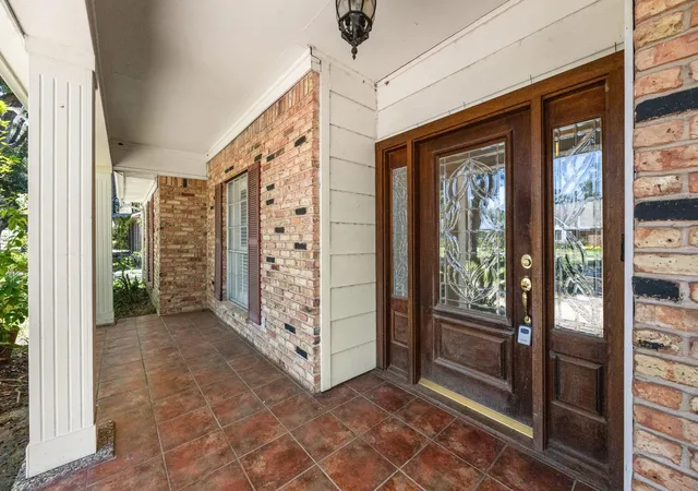 4th image of 11311 Cold Spring Dr, Houston, TX 77043 | MLS# 96775510