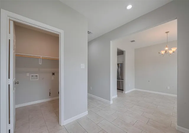 5th image of 7981 Saint Louis St, Houston, TX 77028 | MLS# 3884649