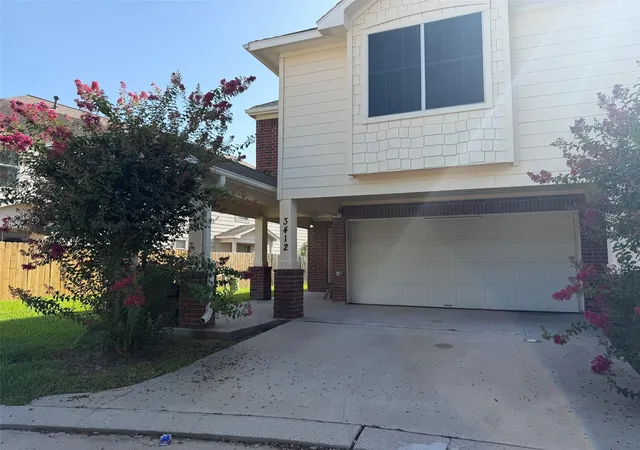 2nd image of 3412 Township Grove Ln, Houston, TX 77082 | MLS# 10329666