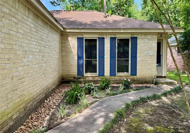 Homes for sale in The Woodlands, TX | 67 E White Willow Cir, The Woodlands, TX 77381 | MLS# 41576360