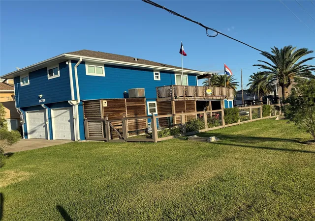 3rd image of 16719 Tahiti Wy, Galveston, TX 77554 | MLS# 70093647