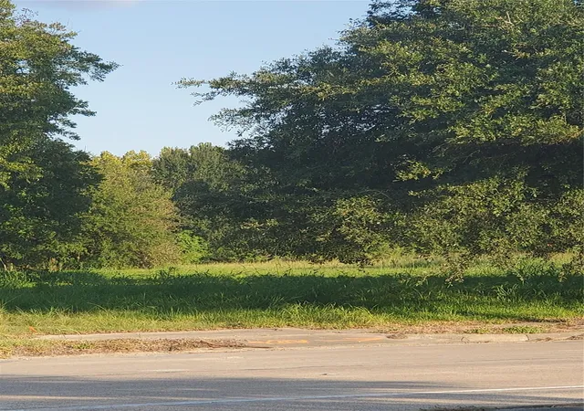 Photo 3 of Sale Pending at 6920 Homestead Rd, Houston, TX 77028 | MLS# 15534598 | Listing updated on 2026-08-17