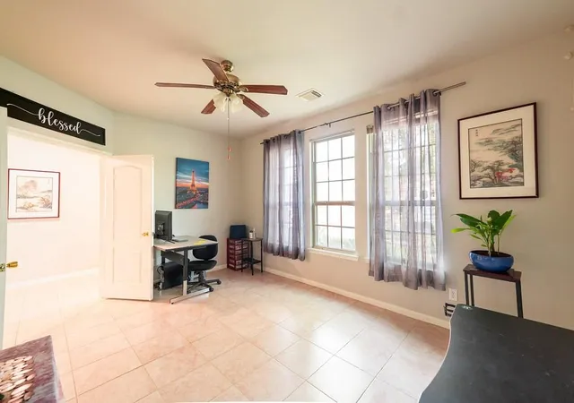4th image of 5518 Gable Meadows Dr, Sugar Land, TX 77479 | MLS# 56534443