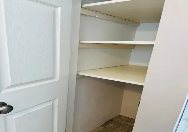 19th image of 2121 Fountain View Dr #92E, Houston, TX 77057 | MLS# 66400190