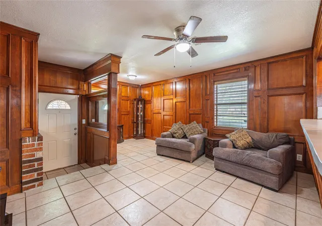 Homes for sale in Texas City, TX | 6918 Woodrow St, Texas City, TX 77591 | MLS# 21087450