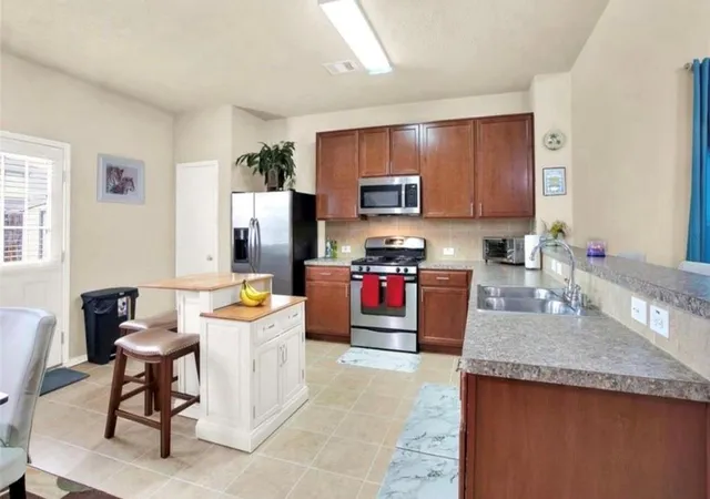 Photo 3 of Single family home for sale at 7035 Primrose Rd, Baytown, TX 77521 | MLS# 29304775 | Listing updated on 2026-06-26