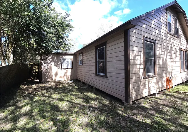 Homes for sale in Sweeny, TX | 507 N Orange St, Sweeny, TX 77480 | MLS# 2189896