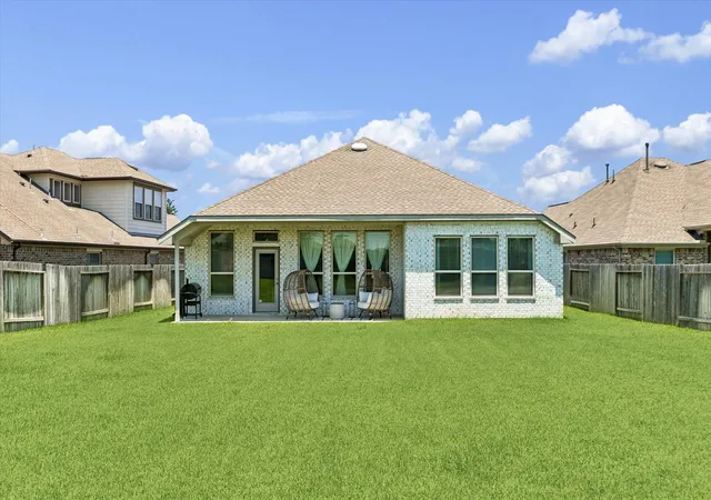Homes for sale in Rosenberg, TX | 7330 Markstone Falls Ln, Rosenberg, TX 77469 | MLS# 26556094