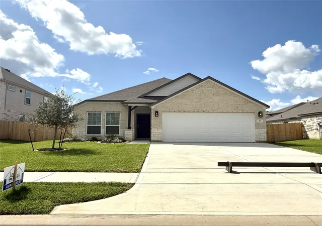 Photo 1 of Single family home for sale at 1704 Pecan Woods Ln, Conroe, TX 77301 | MLS# 62138571 | Listing updated on 2026-08-26