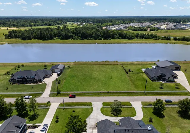 Photo 2 of Land for sale at 11918 W Border Oak Dr, Magnolia, TX 77354 | MLS# 84681743 | Listing updated on 2026-07-03