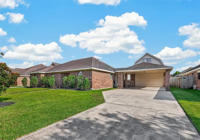 1st image of 6518 Palo Duro Dr, Manvel, TX 77578 | MLS# 43722937