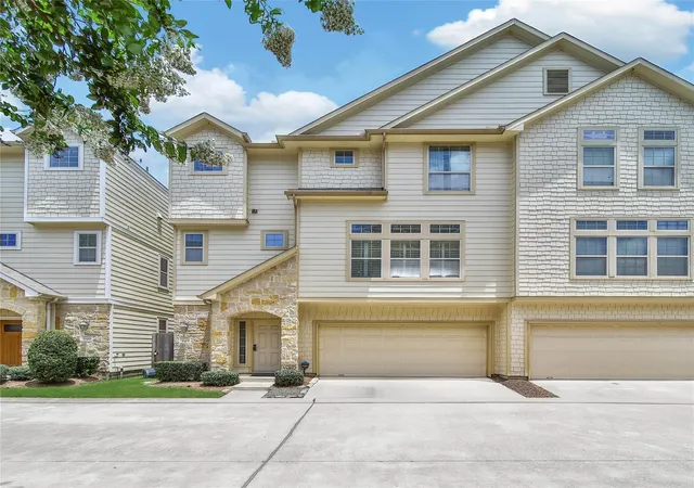 1st image of 3323 Masters Point Dr, Houston, TX 77091 | MLS# 12052615